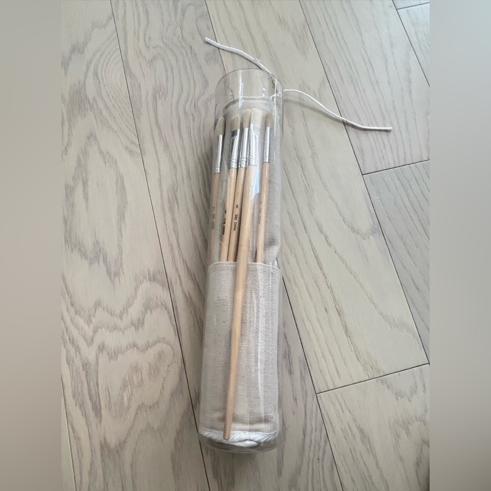 Artist Paintbrush Set with Canvas Apron - NWT